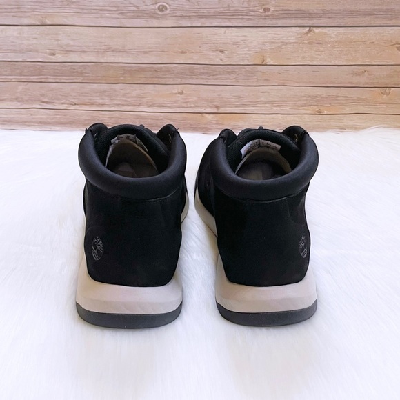 Timberland Men’s Killington Ultra Chukka Boots In Black - Picture 3 of 7